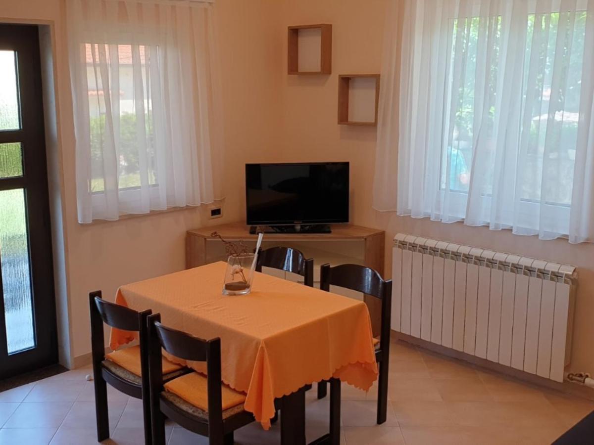 Apartment Jf Rezine Lovran Buitenkant foto